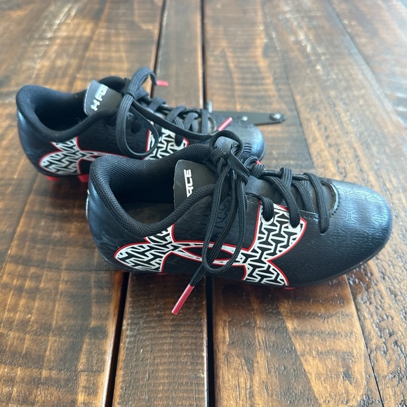 Youth Under Armour Force 5 Cleats - Picture 4 of 5